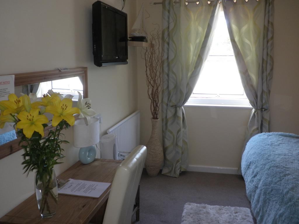 Longfrie Inn Saint Saviour Room photo